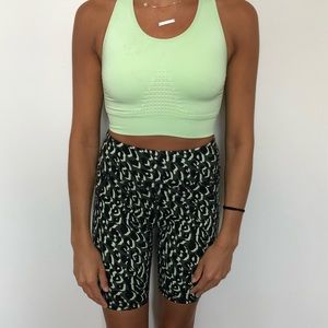 Xs sweaty Betty power 9 inch inseam length bikers